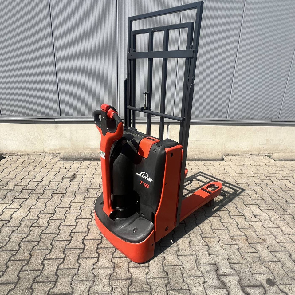 Pallet truck Linde T16 (1152): picture 6