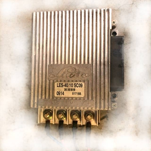 Steering controller LES-40/10 SC09 - ECU for Material handling equipment: picture 2 Steering controller LES-40/10 SC09 - ECU for Material handling equipment: picture 2