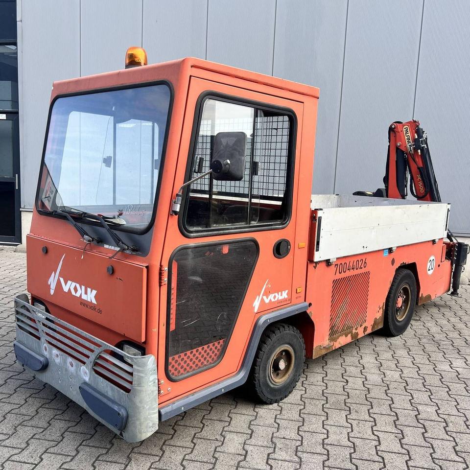 Volk DFW3 & Palfinger - Tow tractor: picture 1 Volk DFW3 & Palfinger - Tow tractor: picture 1