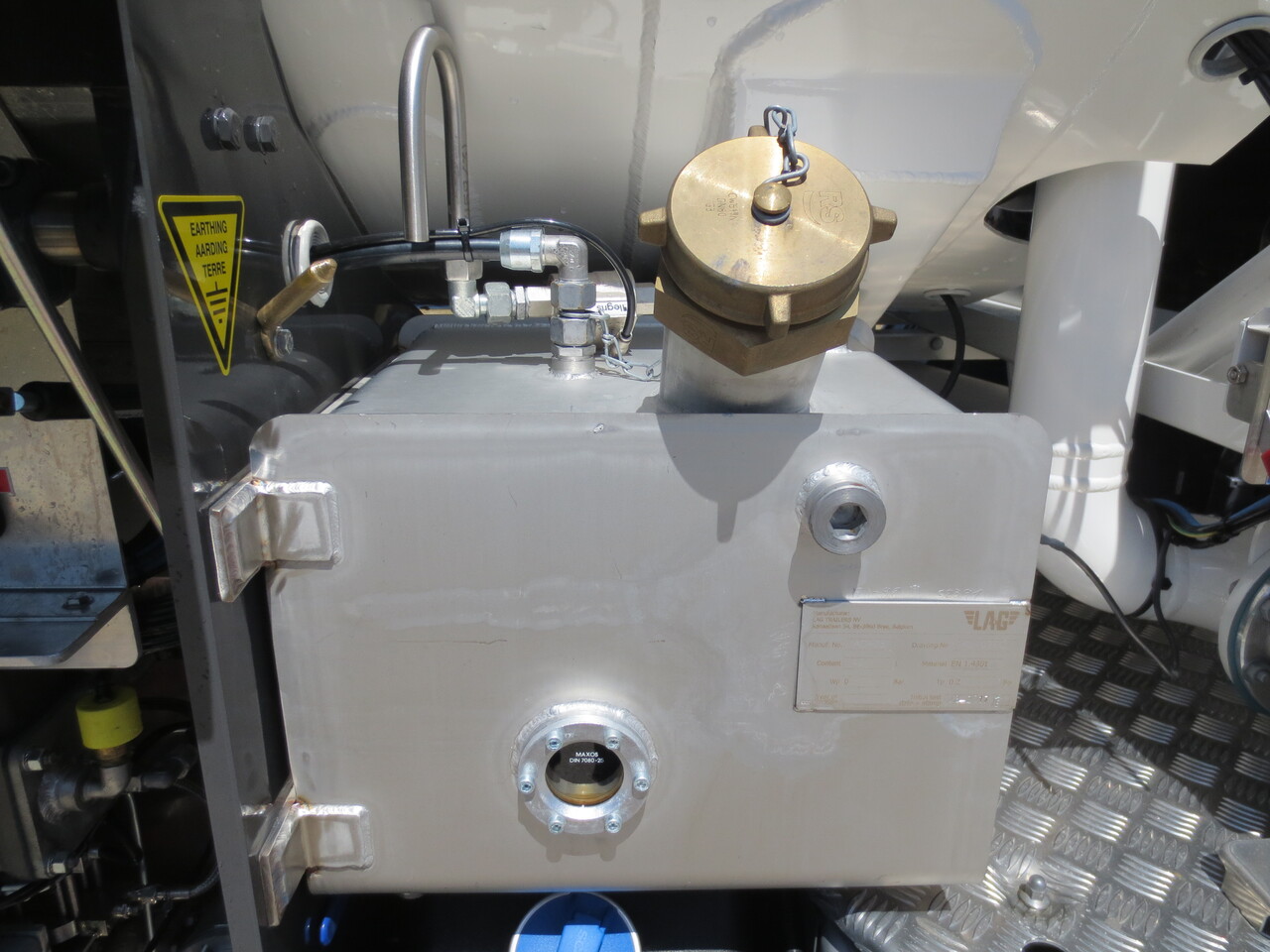 SCANIA G370 - Tank truck: picture 5 SCANIA G370 - Tank truck: picture 5