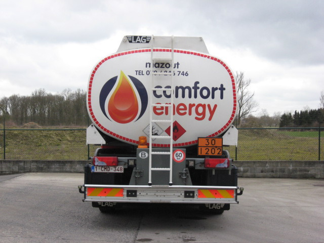 Tank truck for transportation of fuel SCANIA P320/P360 (lot of 3): picture 11 Tank truck for transportation of fuel SCANIA P320/P360 (lot of 3): picture 11