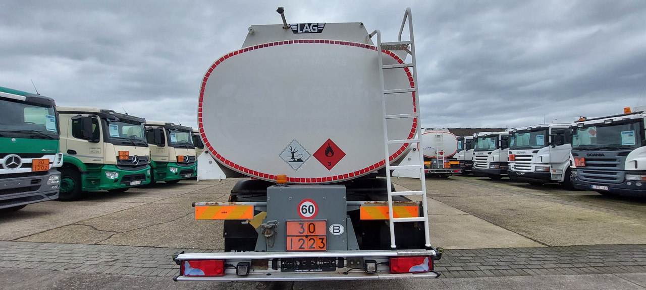 Tank truck for transportation of fuel SCANIA P320/P360 (lot of 3): picture 35 Tank truck for transportation of fuel SCANIA P320/P360 (lot of 3): picture 35