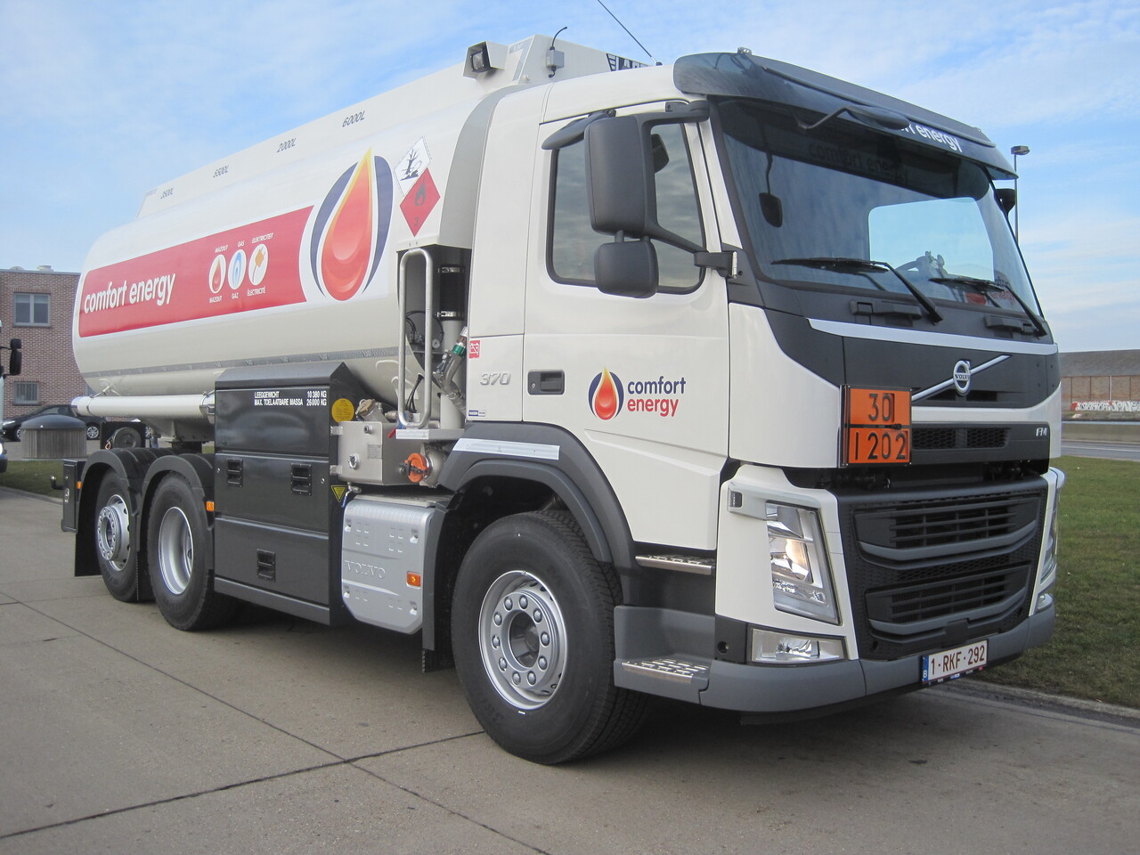 Volvo FM - Tank truck: picture 4 Volvo FM - Tank truck: picture 4