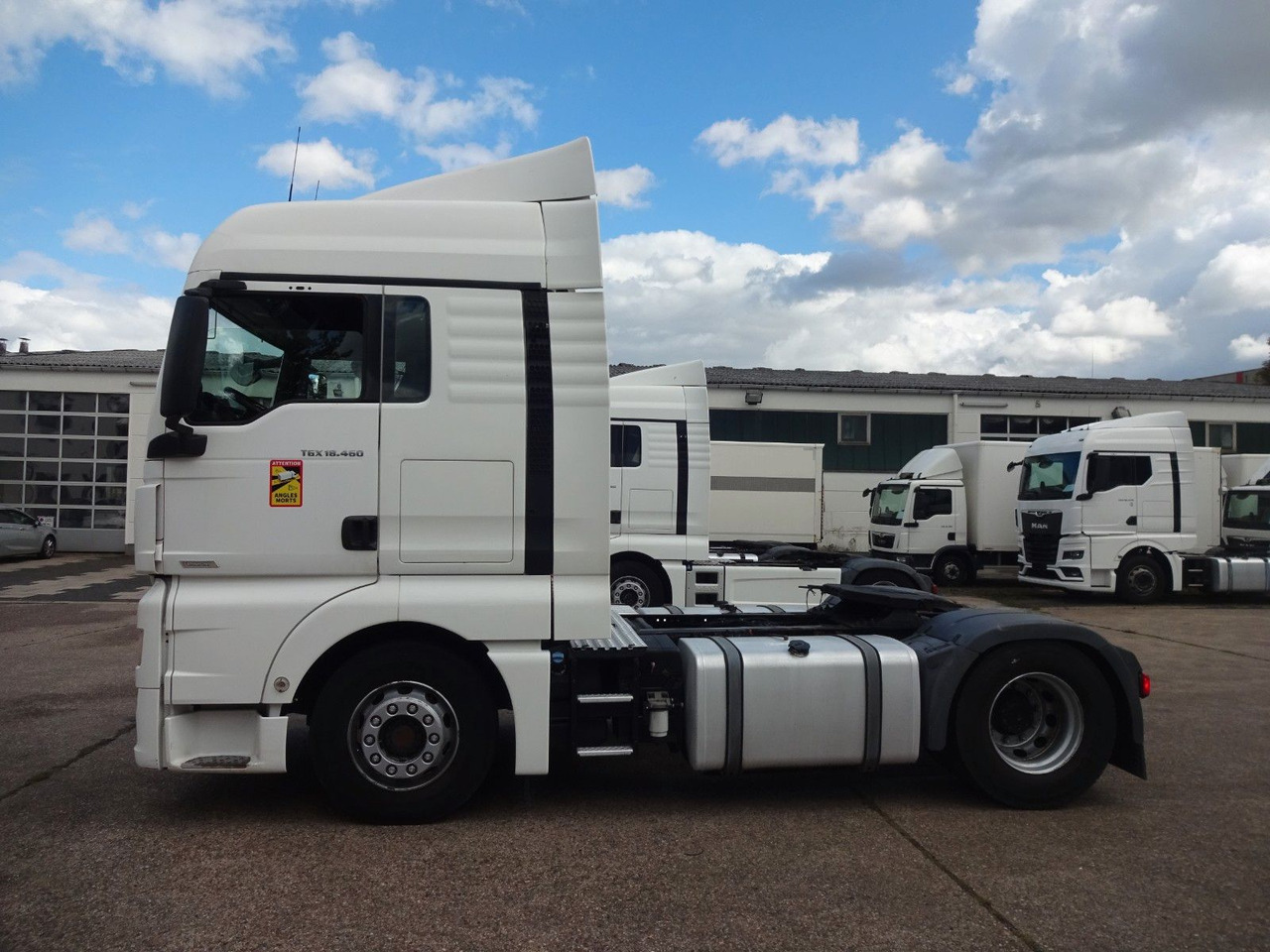 MAN TGX 18.460, XLX, ACC, 2 x Tank - Tractor unit: picture 4 MAN TGX 18.460, XLX, ACC, 2 x Tank - Tractor unit: picture 4