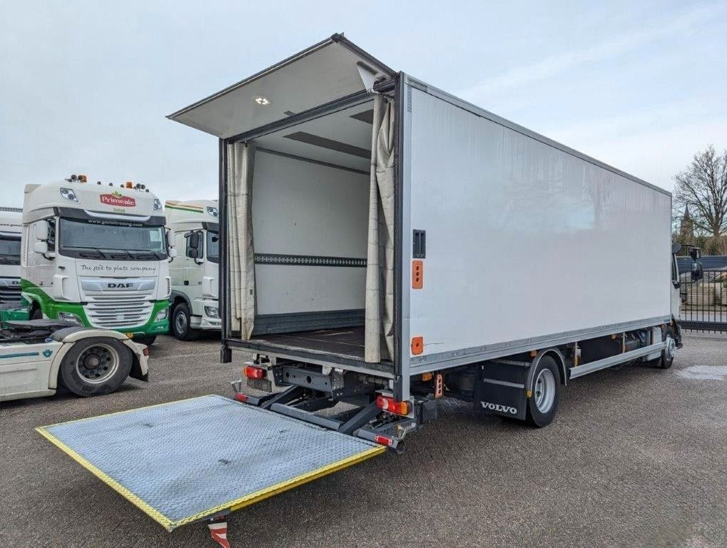 Volvo FL 210, 12tn., Isolirt, Autom, wie neu - Box truck: picture 5 Volvo FL 210, 12tn., Isolirt, Autom, wie neu - Box truck: picture 5