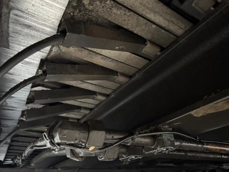 Walking floor semi-trailer Bulthuis 70m3 Stuuras/Lenkachse Cargo Floor 2 jaar oud! NIEUWE APK: picture 17