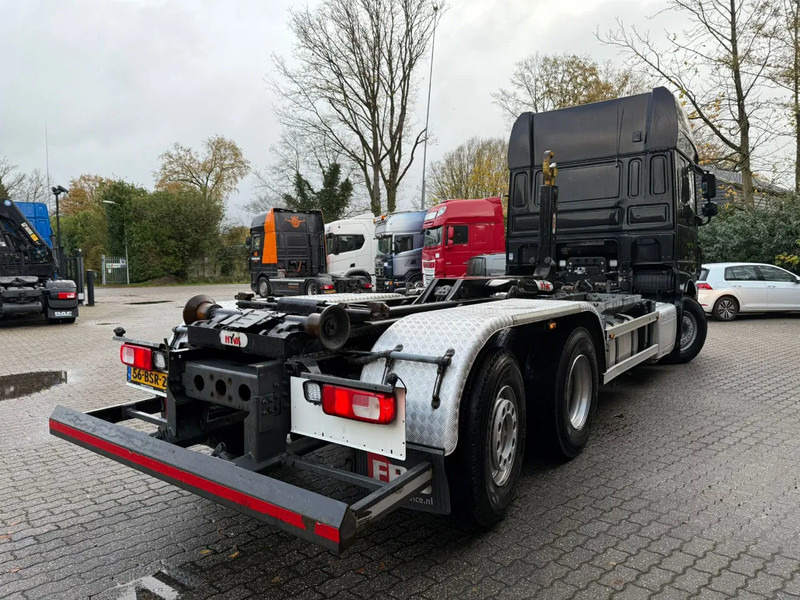 DAF XF 440 6x2 Hyva Haakarm Stuuras 660.119KM! NL Truck APK 03-2026 - Hook lift truck: picture 3 DAF XF 440 6x2 Hyva Haakarm Stuuras 660.119KM! NL Truck APK 03-2026 - Hook lift truck: picture 3