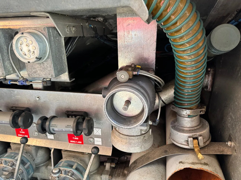 Farm trailer ROHR FUEL Kraftstoff Benzin/Diesel 26.000L 4 Rooms ADR Pump: picture 15 Farm trailer ROHR FUEL Kraftstoff Benzin/Diesel 26.000L 4 Rooms ADR Pump: picture 15