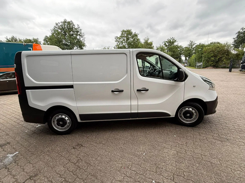 Small van Renault Trafic 1.6 dCi T27 L1H1 Comfort Airco/Klima Trekhaak EURO 6: picture 10 Small van Renault Trafic 1.6 dCi T27 L1H1 Comfort Airco/Klima Trekhaak EURO 6: picture 10