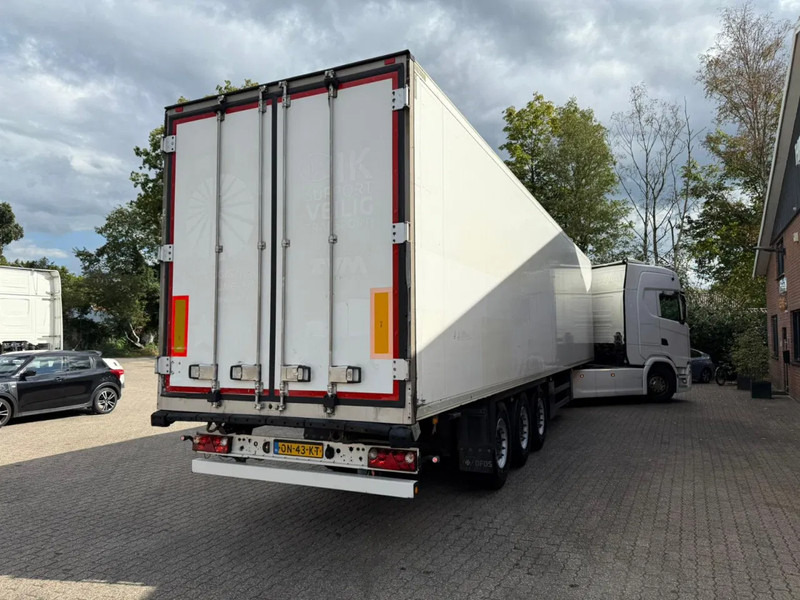 Schmitz Cargobull SKO 24 5x Meatrails Rohrbahnen Fleisch Carrier Vector 1950MT Let op!! vol met haken - Isothermal semi-trailer: picture 3 Schmitz Cargobull SKO 24 5x Meatrails Rohrbahnen Fleisch Carrier Vector 1950MT Let op!! vol met haken - Isothermal semi-trailer: picture 3