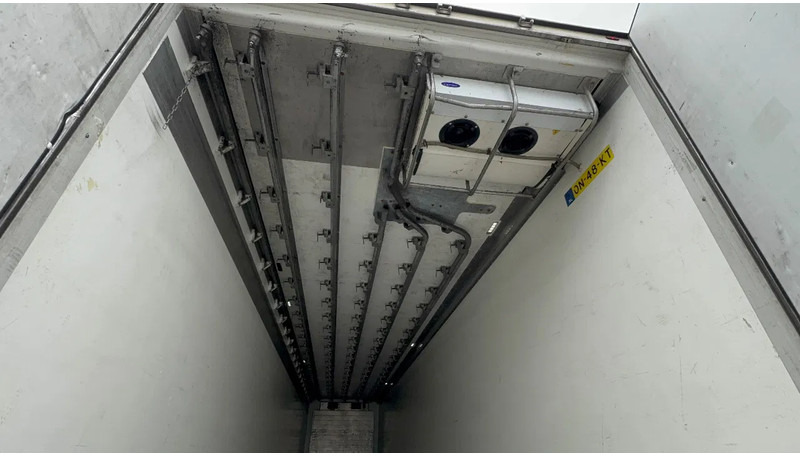 Schmitz Cargobull SKO 24 5x Meatrails Rohrbahnen Fleisch Carrier Vector 1950MT - Isothermal semi-trailer: picture 4 Schmitz Cargobull SKO 24 5x Meatrails Rohrbahnen Fleisch Carrier Vector 1950MT - Isothermal semi-trailer: picture 4