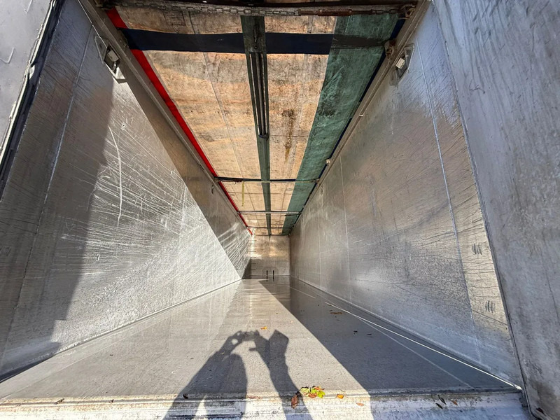 Stas S300CX 82m3!! Vol alu kipper SAF Graanluiken - Tipper semi-trailer: picture 5 Stas S300CX 82m3!! Vol alu kipper SAF Graanluiken - Tipper semi-trailer: picture 5