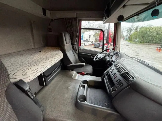 Tractor unit DAF CF 330 Space Cab Spoilers/Side skirts NL Truck: picture 13