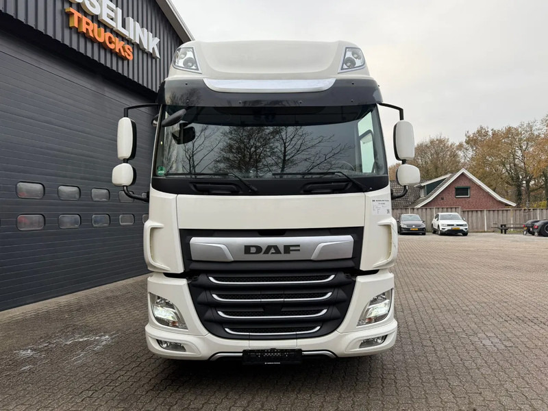 DAF CF 450 4X2 Space Cab LED Retarder Alcoa dura Bright 296.210 KM! German truck - Tractor unit: picture 5 DAF CF 450 4X2 Space Cab LED Retarder Alcoa dura Bright 296.210 KM! German truck - Tractor unit: picture 5