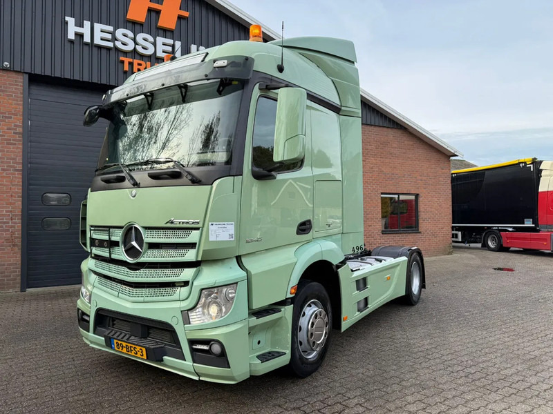 Tractor unit Mercedes-Benz Actros 1840 Streamspace Airco Side skirts NL Truck: picture 1