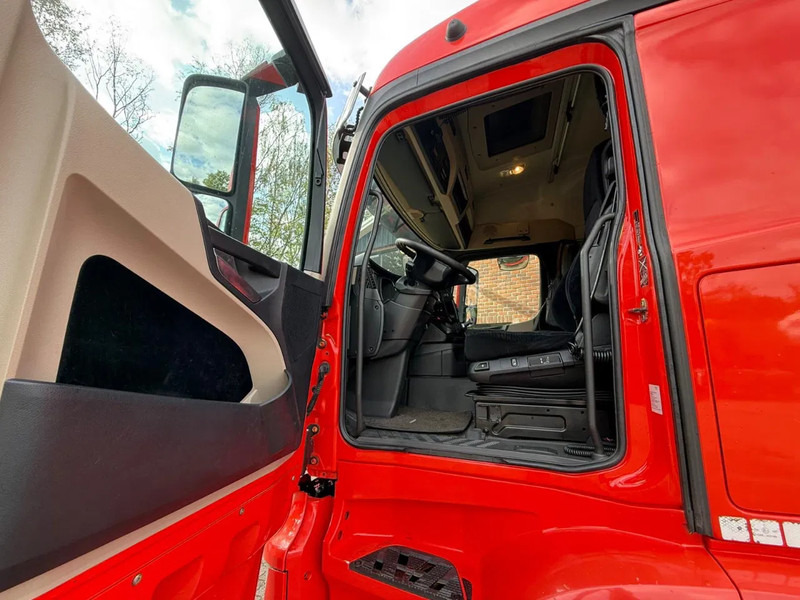 Mercedes-Benz Actros 1842 Streamspace Xenon NL Truck - Tractor unit: picture 5 Mercedes-Benz Actros 1842 Streamspace Xenon NL Truck - Tractor unit: picture 5