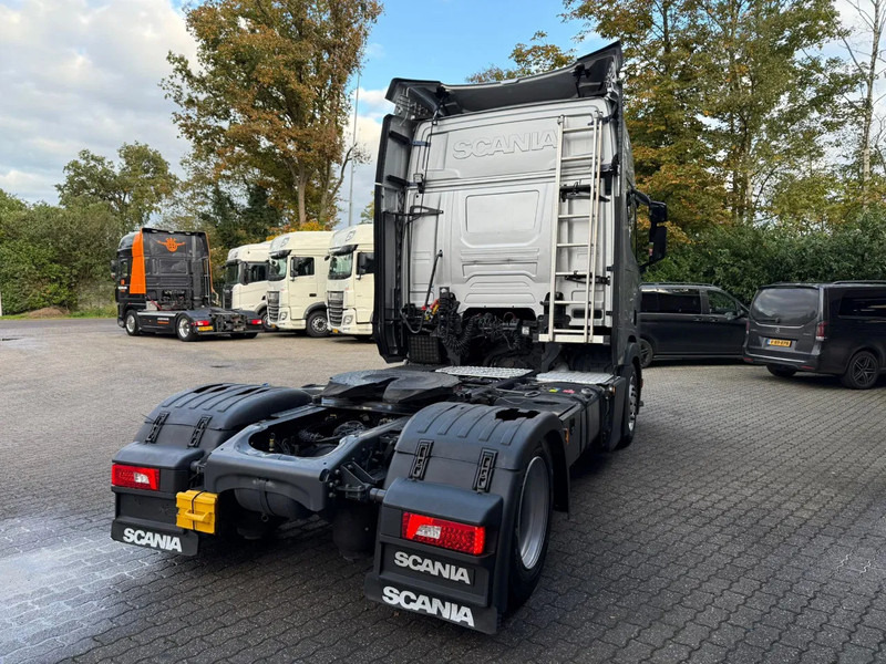 Scania R450 NGS 4X2EB Lowliner Retarder Standairco German truck Smarttacho 2 - Tractor unit: picture 4 Scania R450 NGS 4X2EB Lowliner Retarder Standairco German truck Smarttacho 2 - Tractor unit: picture 4