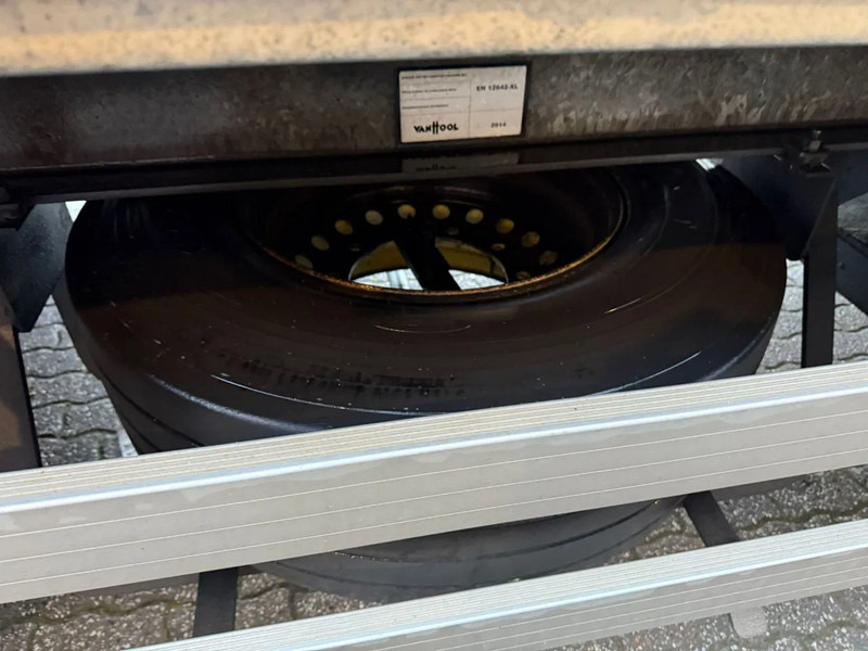 Curtainsider semi-trailer Van Hool 3AS Gegalvaniseerd Schuifzeilen/Schuifdak 2X Liftas 2.000KG Laadklep APK 05/2026!: picture 13 Curtainsider semi-trailer Van Hool 3AS Gegalvaniseerd Schuifzeilen/Schuifdak 2X Liftas 2.000KG Laadklep APK 05/2026!: picture 13