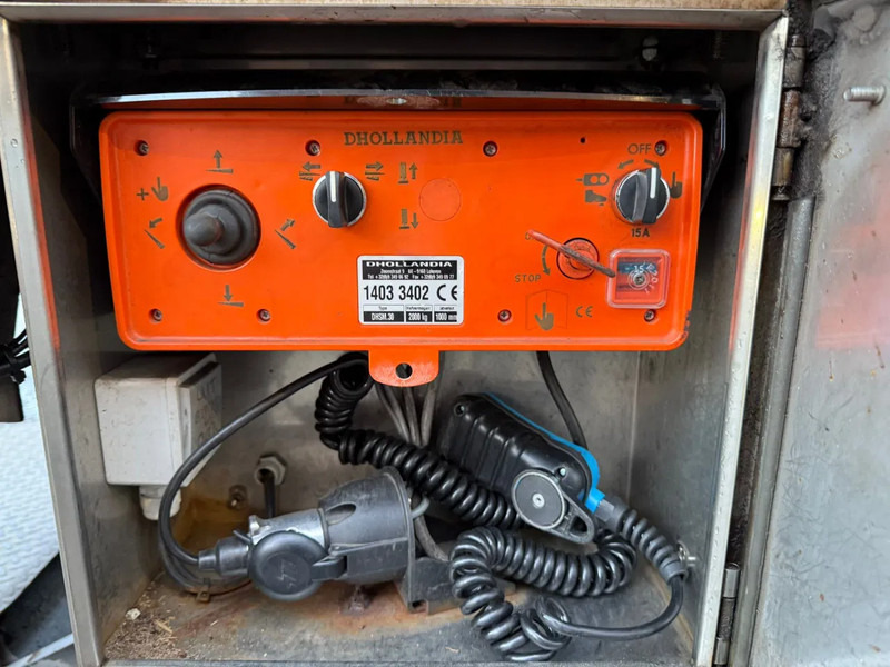 Curtainsider semi-trailer Van Hool 3AS Gegalvaniseerd Schuifzeilen/Schuifdak 2X Liftas 2.000KG Laadklep APK 05/2026!: picture 14 Curtainsider semi-trailer Van Hool 3AS Gegalvaniseerd Schuifzeilen/Schuifdak 2X Liftas 2.000KG Laadklep APK 05/2026!: picture 14