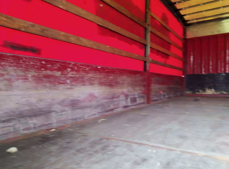 Krone Wechselpritsche mit Bordwänden und Plane, BDF-System, 7.450 mm lang. - Curtainside swap body: picture 2 Krone Wechselpritsche mit Bordwänden und Plane, BDF-System, 7.450 mm lang. - Curtainside swap body: picture 2