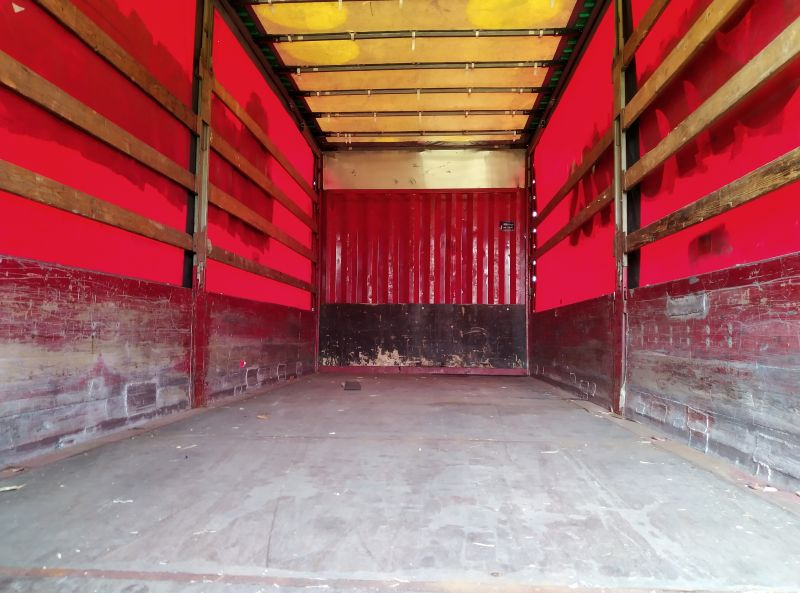 Krone Wechselpritsche mit Bordwänden und Plane, BDF-System, 7.450 mm lang. - Curtainside swap body: picture 3 Krone Wechselpritsche mit Bordwänden und Plane, BDF-System, 7.450 mm lang. - Curtainside swap body: picture 3