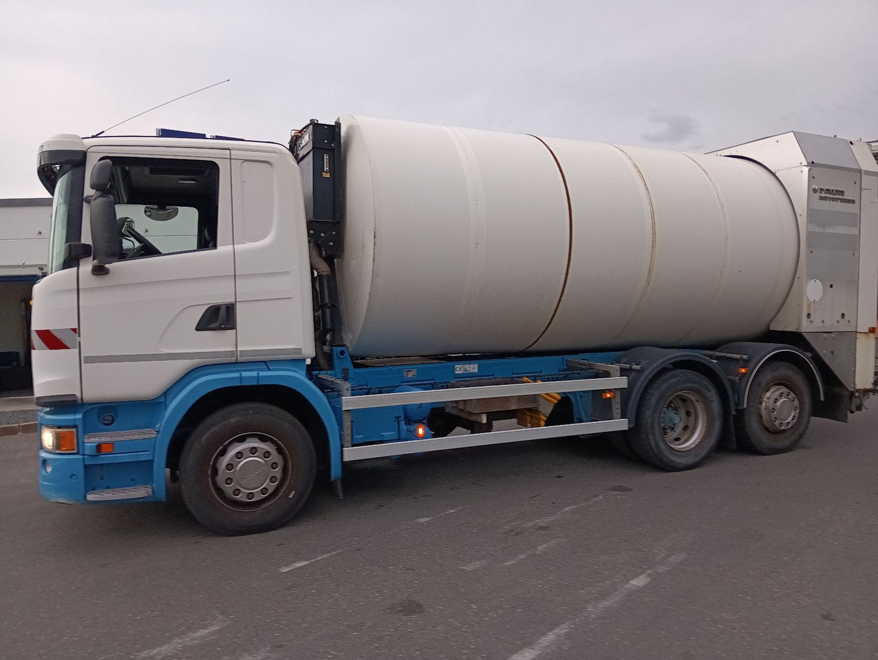 Scania G360 6x2 RETARDER FAUN ROTOPRESS 521L Zöller 230 - Garbage truck: picture 4 Scania G360 6x2 RETARDER FAUN ROTOPRESS 521L Zöller 230 - Garbage truck: picture 4