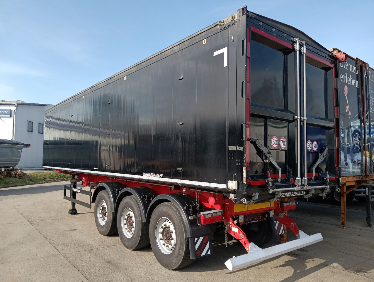 Schwarzmüller K-Serie ALU 54m3 Getreide 6250kg TopZustand - Tipper semi-trailer: picture 1 Schwarzmüller K-Serie ALU 54m3 Getreide 6250kg TopZustand - Tipper semi-trailer: picture 1