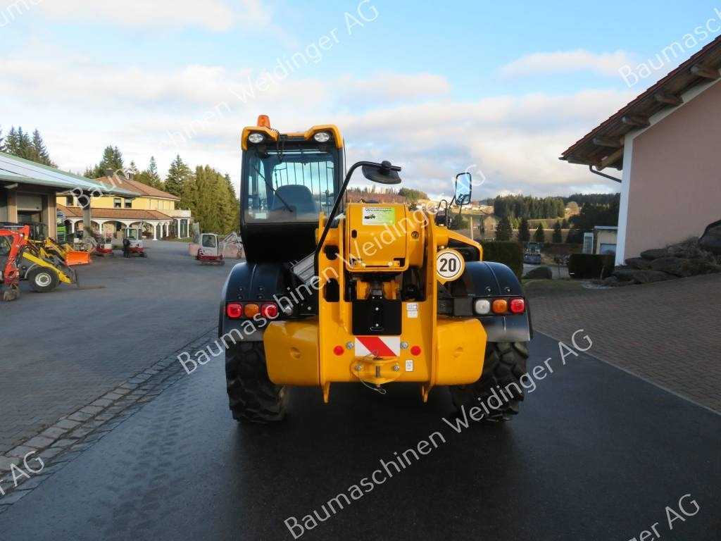 JCB 540-140 - Telescopic handler: picture 4 JCB 540-140 - Telescopic handler: picture 4