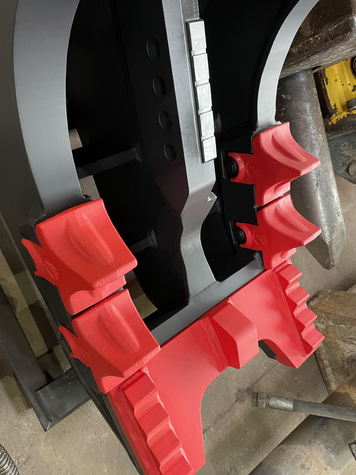 MBi RP40IT f. Bagger 35- 50to. - Demolition shears for Excavator: picture 3 MBi RP40IT f. Bagger 35- 50to. - Demolition shears for Excavator: picture 3