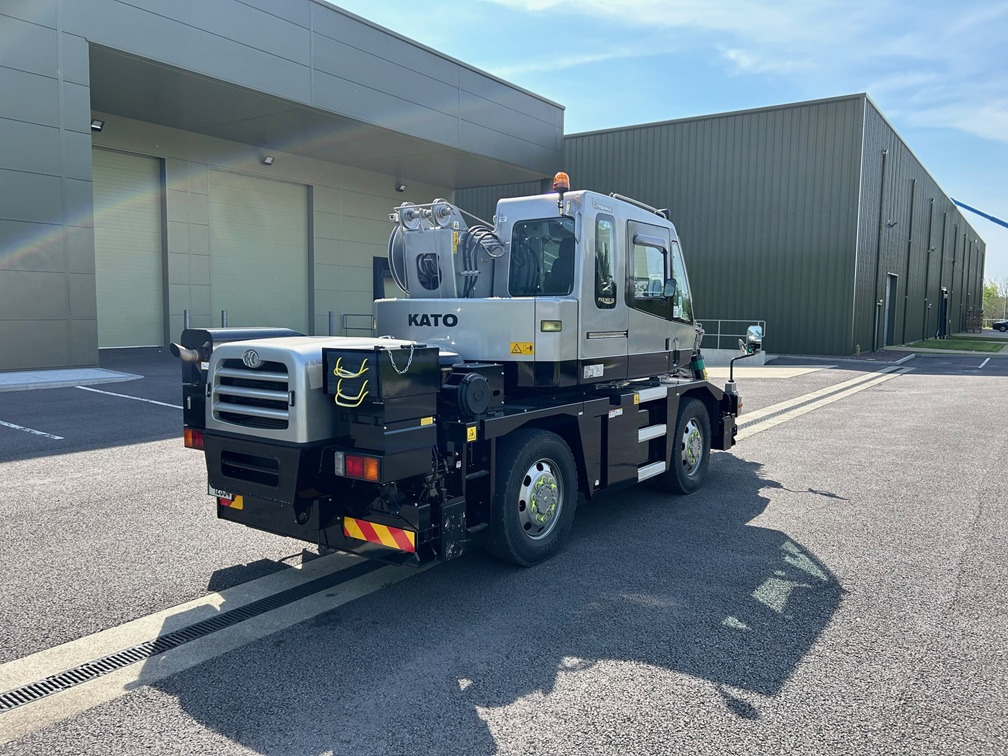 KATO 13 Ton City Crane - Only 17,000Kms from New - Mobile crane: picture 3 KATO 13 Ton City Crane - Only 17,000Kms from New - Mobile crane: picture 3