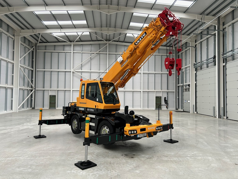 KATO CR-130Ri - 13 Ton City Crane with Only 8,563 miles from New !! - Mobile crane: picture 1 KATO CR-130Ri - 13 Ton City Crane with Only 8,563 miles from New !! - Mobile crane: picture 1