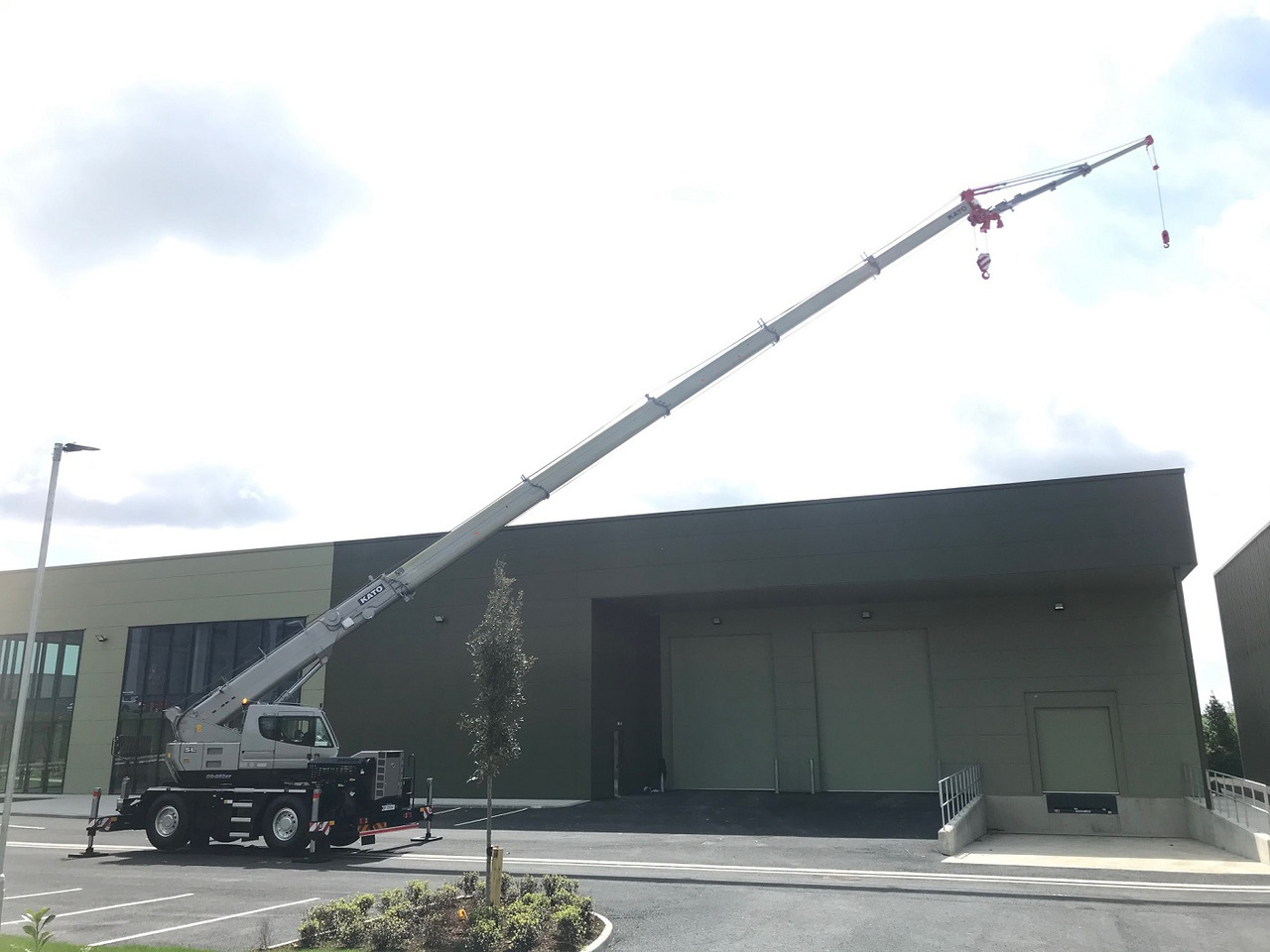 Mobile crane KATO CR-250Rv  - 25 Ton City Crane: picture 11