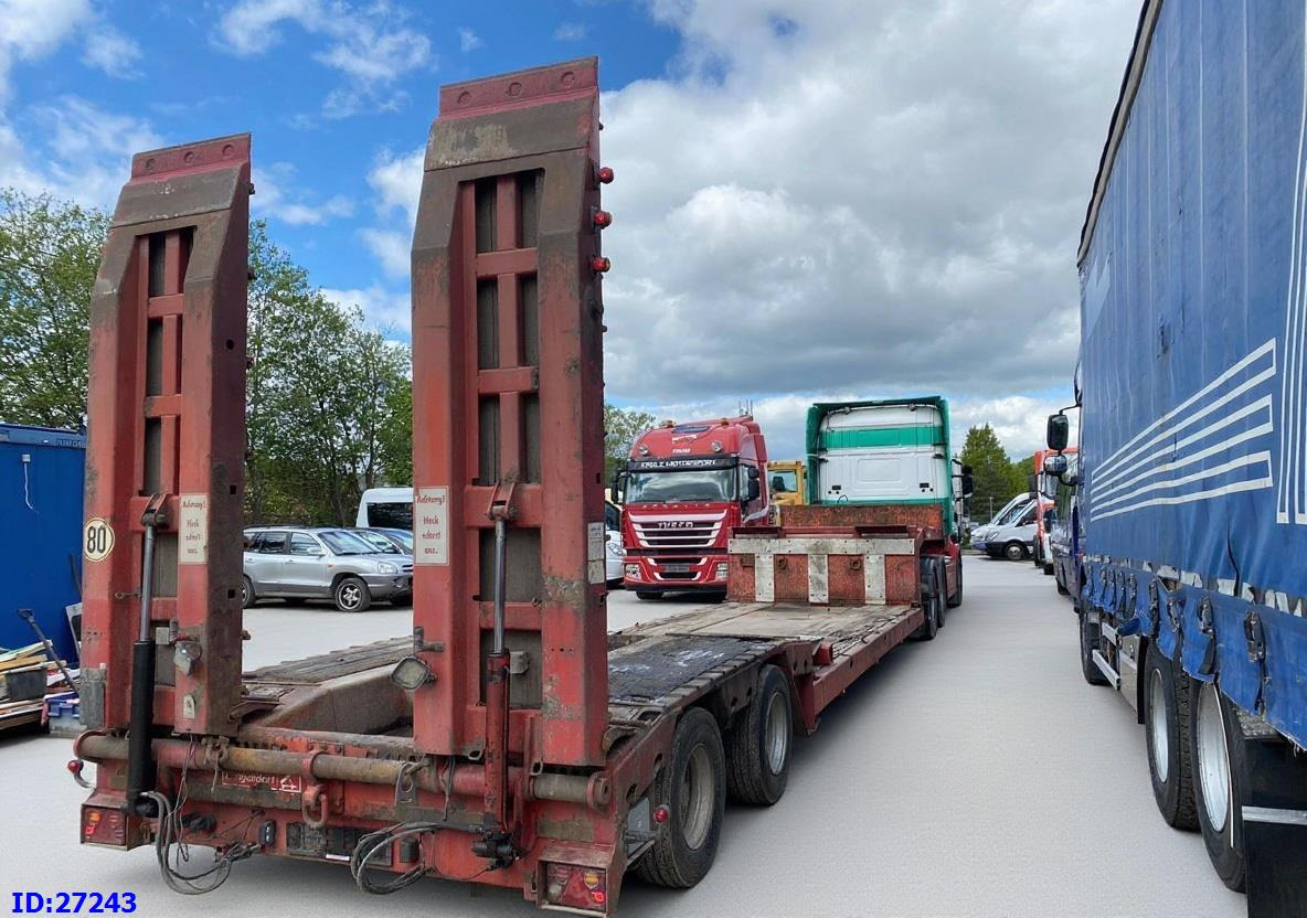 LANGENDORF Satbue 20/28 - Low bed - Low loader semi-trailer: picture 5 LANGENDORF Satbue 20/28 - Low bed - Low loader semi-trailer: picture 5