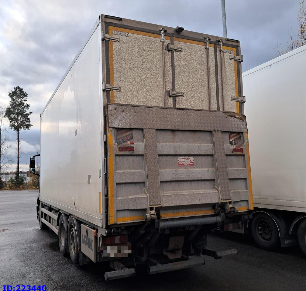 MERCEDES-BENZ Actros 2551 6x2 Euro6 - Refrigerator truck: picture 4 MERCEDES-BENZ Actros 2551 6x2 Euro6 - Refrigerator truck: picture 4