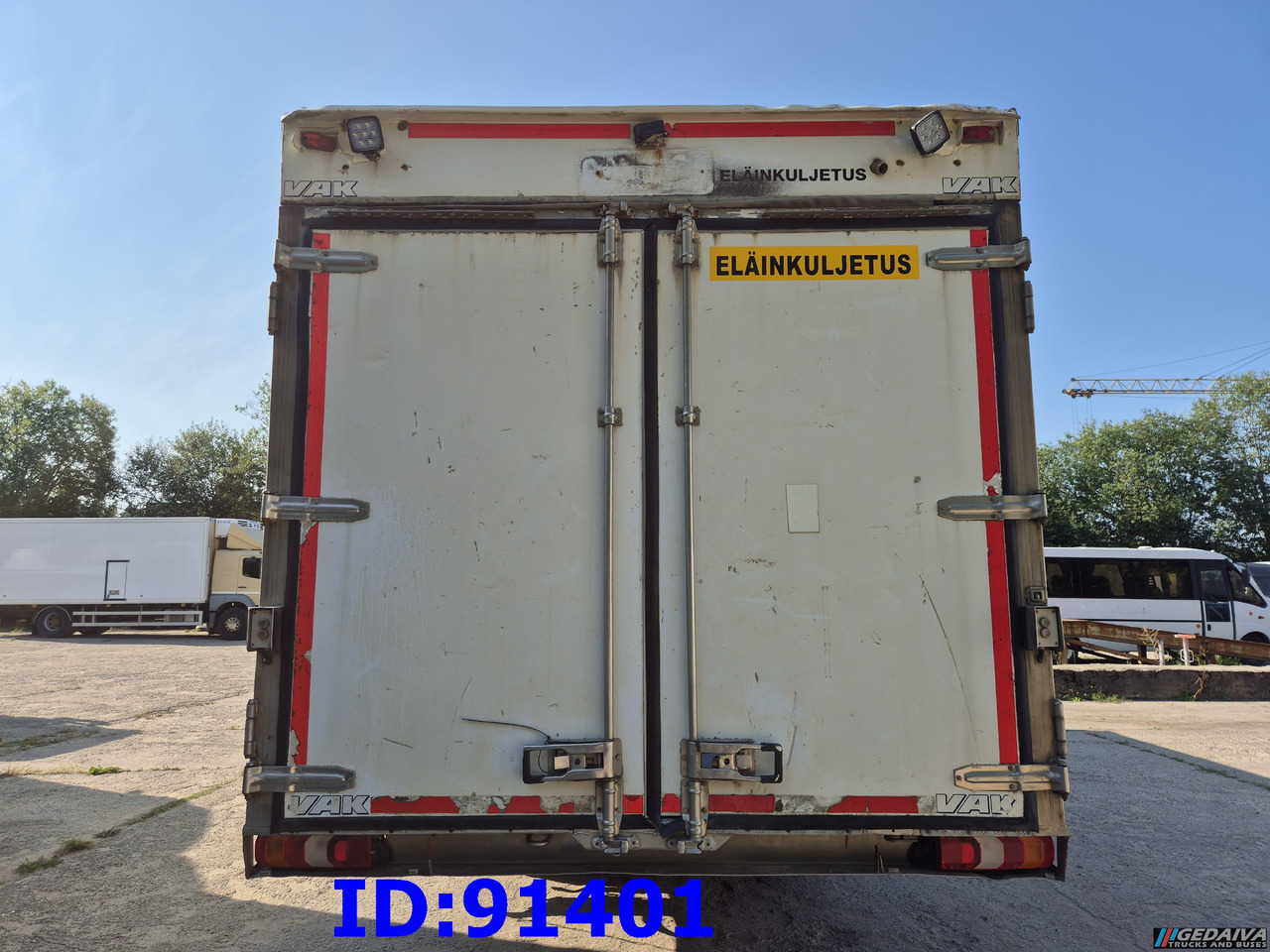 MERCEDES-BENZ Antos 2532 - 6x2 - Euro 6 - Animal transport - Livestock truck: picture 5 MERCEDES-BENZ Antos 2532 - 6x2 - Euro 6 - Animal transport - Livestock truck: picture 5