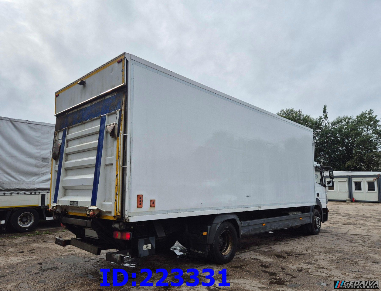 MERCEDES-BENZ Atego 1224 Euro6 (Open side box) - Isothermal truck: picture 4 MERCEDES-BENZ Atego 1224 Euro6 (Open side box) - Isothermal truck: picture 4