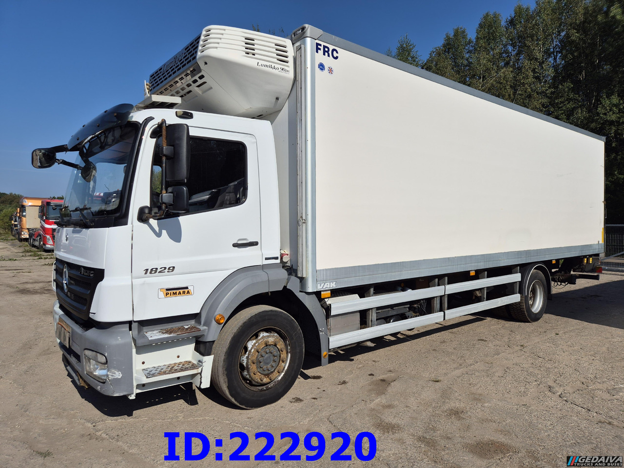 MERCEDES-BENZ Axor 1829  Manual + Tail lift - Refrigerator truck: picture 1 MERCEDES-BENZ Axor 1829  Manual + Tail lift - Refrigerator truck: picture 1