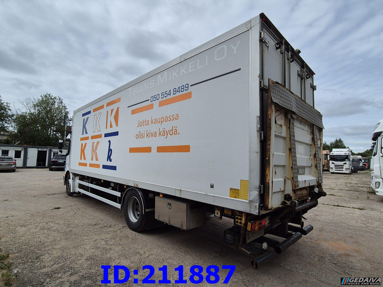 Refrigerator truck MERCEDES-BENZ Axor 1833 - Manual: picture 12