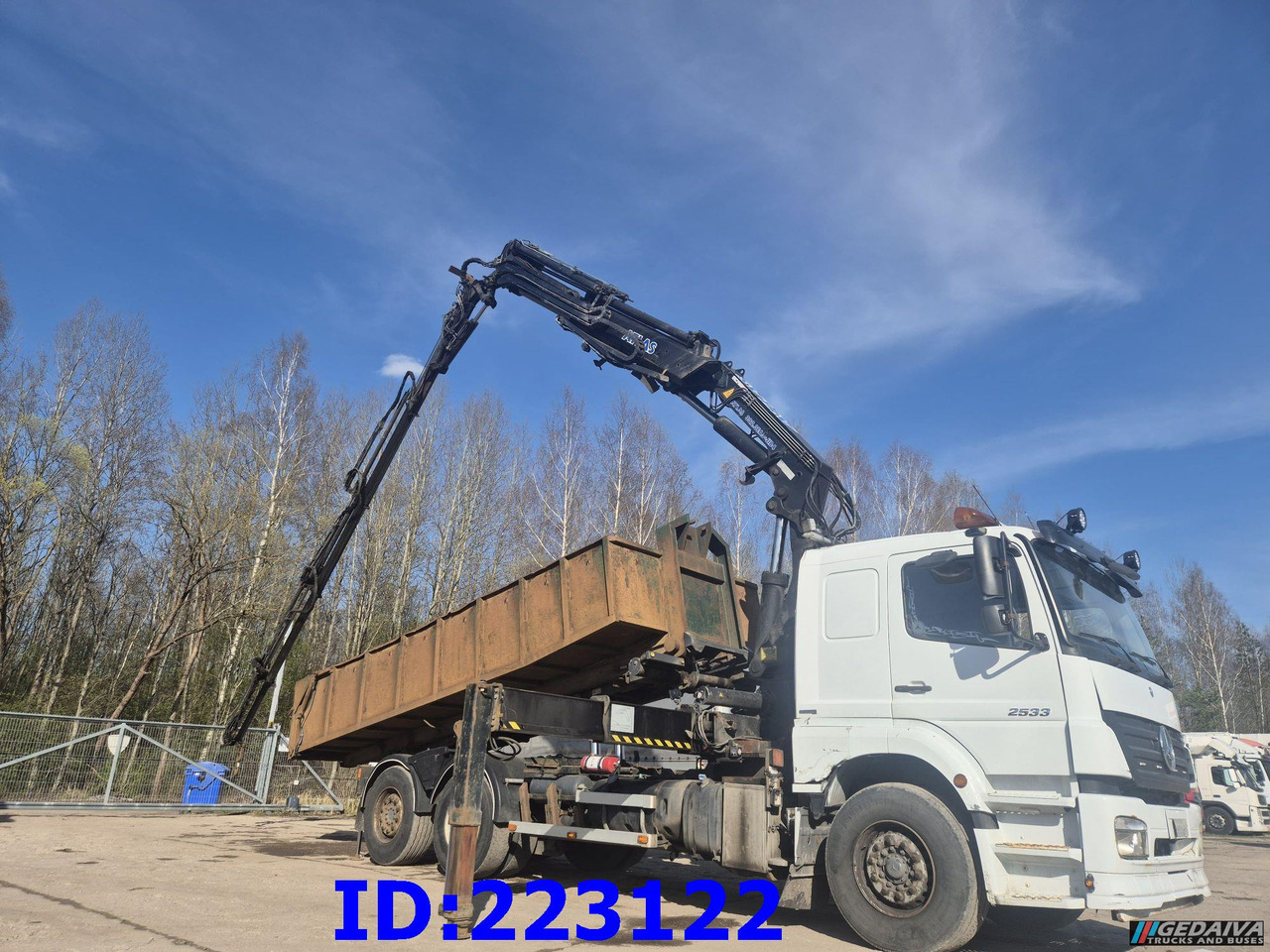 MERCEDES-BENZ Axor 2533 6x2 + Atlas 332.3E Crane - Tipper: picture 3 MERCEDES-BENZ Axor 2533 6x2 + Atlas 332.3E Crane - Tipper: picture 3