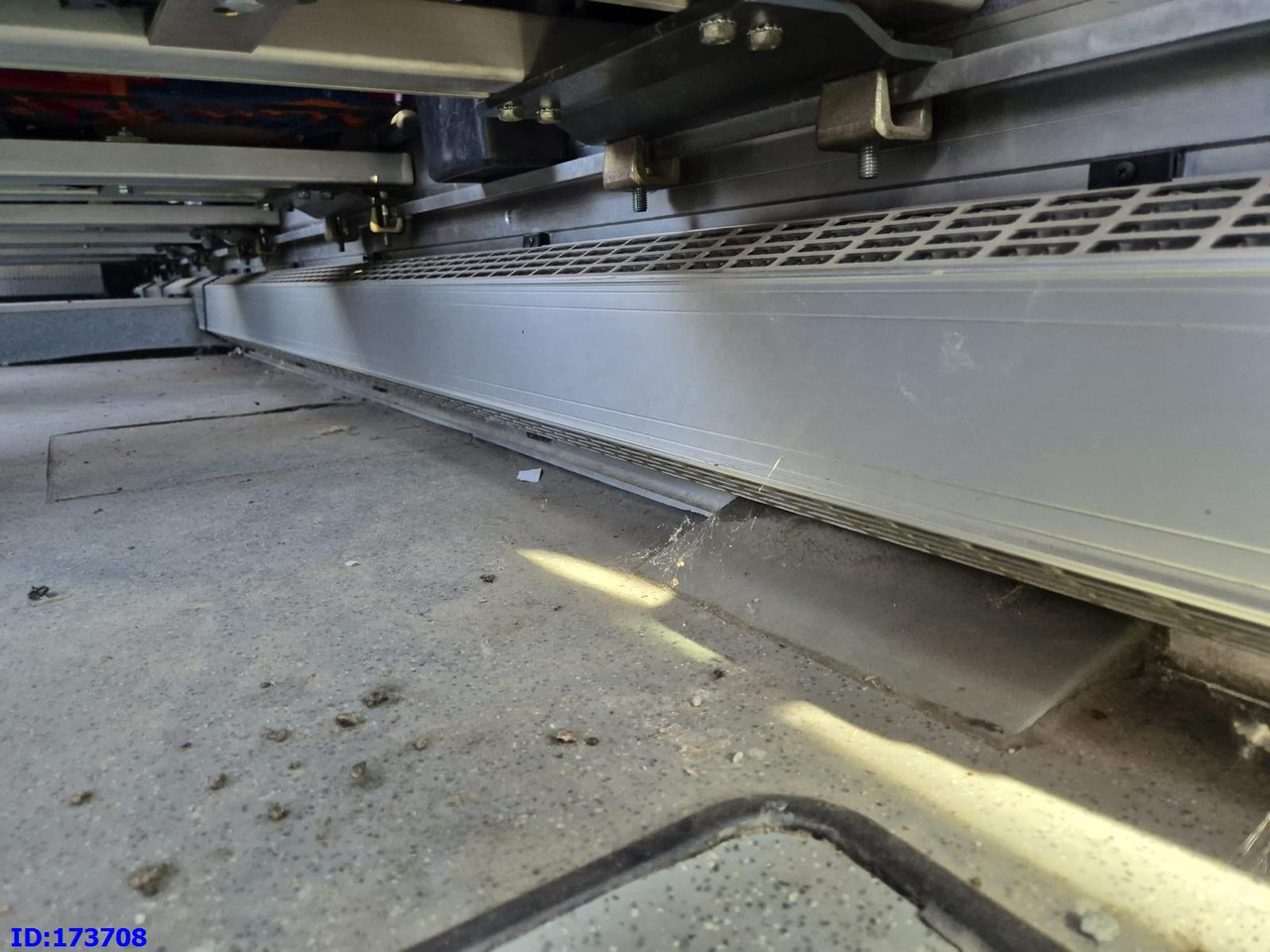 Minibus, Coach MERCEDES-BENZ Medio 30 Seat: picture 20