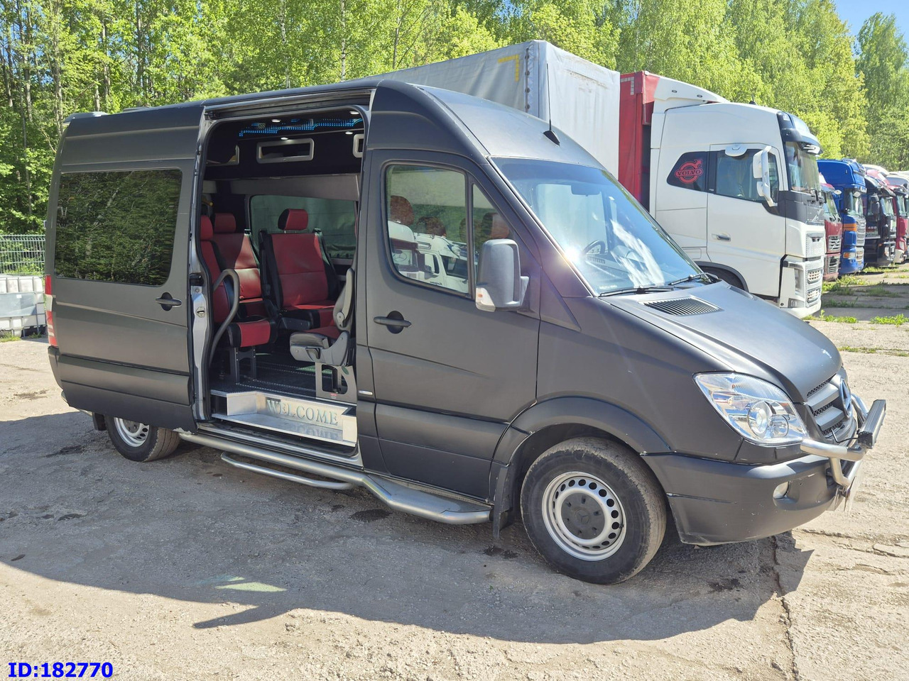 MERCEDES-BENZ Sprinter 319 VIP Euro5 - Coach: picture 1 MERCEDES-BENZ Sprinter 319 VIP Euro5 - Coach: picture 1