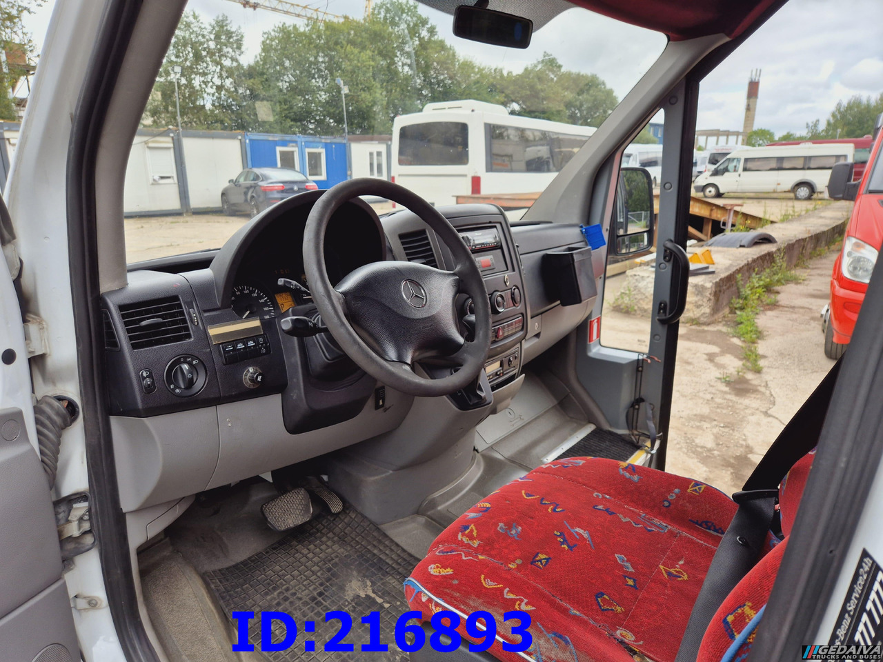 Coach MERCEDES-BENZ Sprinter 516 - Euro5 - 23-seater: picture 9