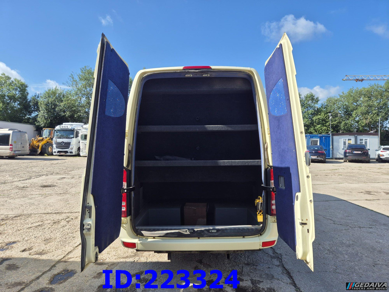MERCEDES-BENZ Sprinter 516 XXL 20 place Euro6 - Coach: picture 5 MERCEDES-BENZ Sprinter 516 XXL 20 place Euro6 - Coach: picture 5