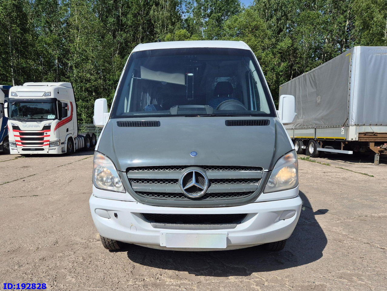 MERCEDES-BENZ Sprinter 519 - 17 place - Euro5 - Coach: picture 2 MERCEDES-BENZ Sprinter 519 - 17 place - Euro5 - Coach: picture 2