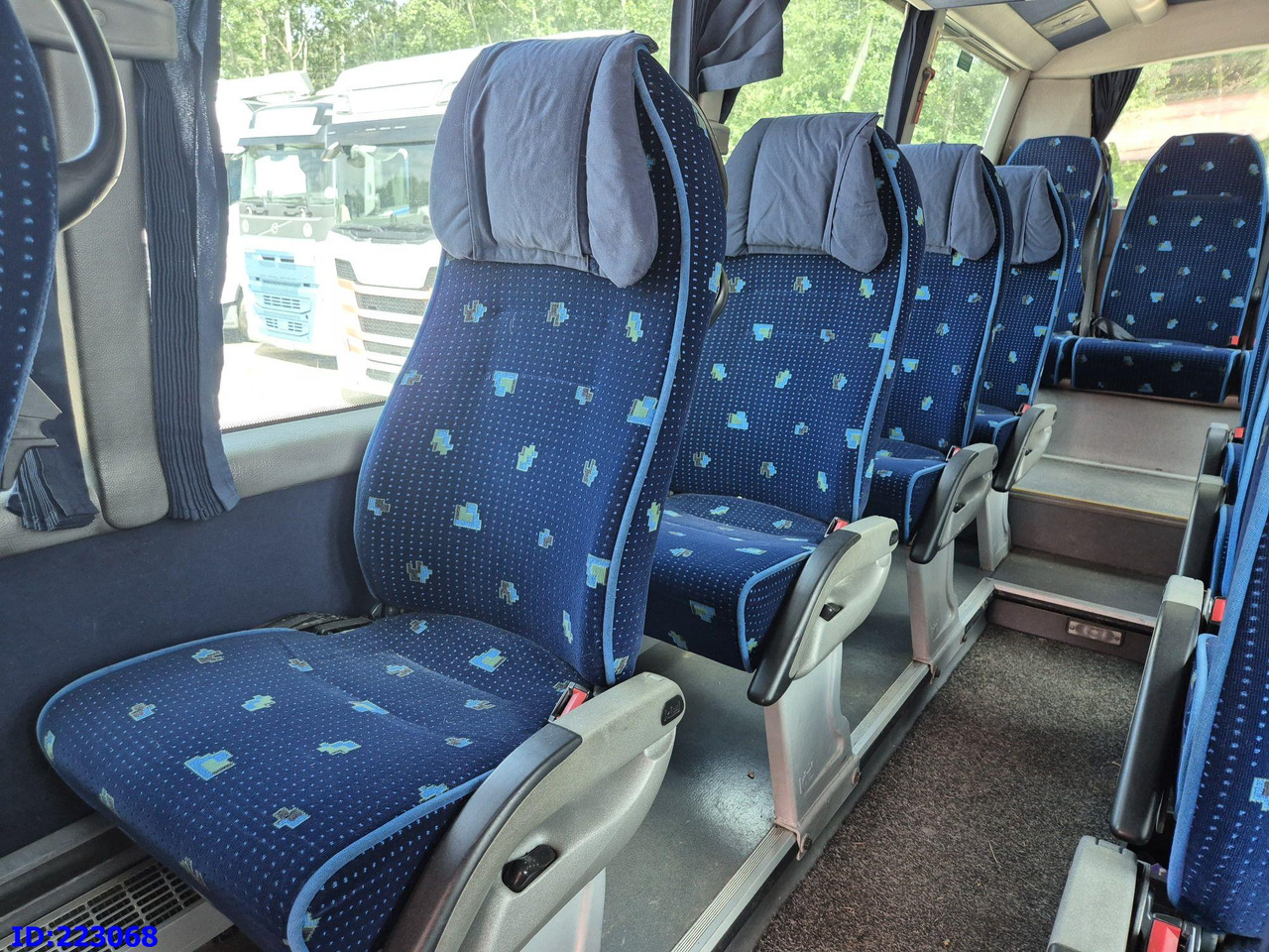 Coach MERCEDES-BENZ Sprinter 616 Sunset 23-Seater: picture 17