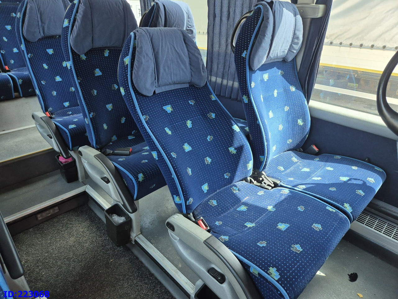 Coach MERCEDES-BENZ Sprinter 616 Sunset 23-Seater: picture 16