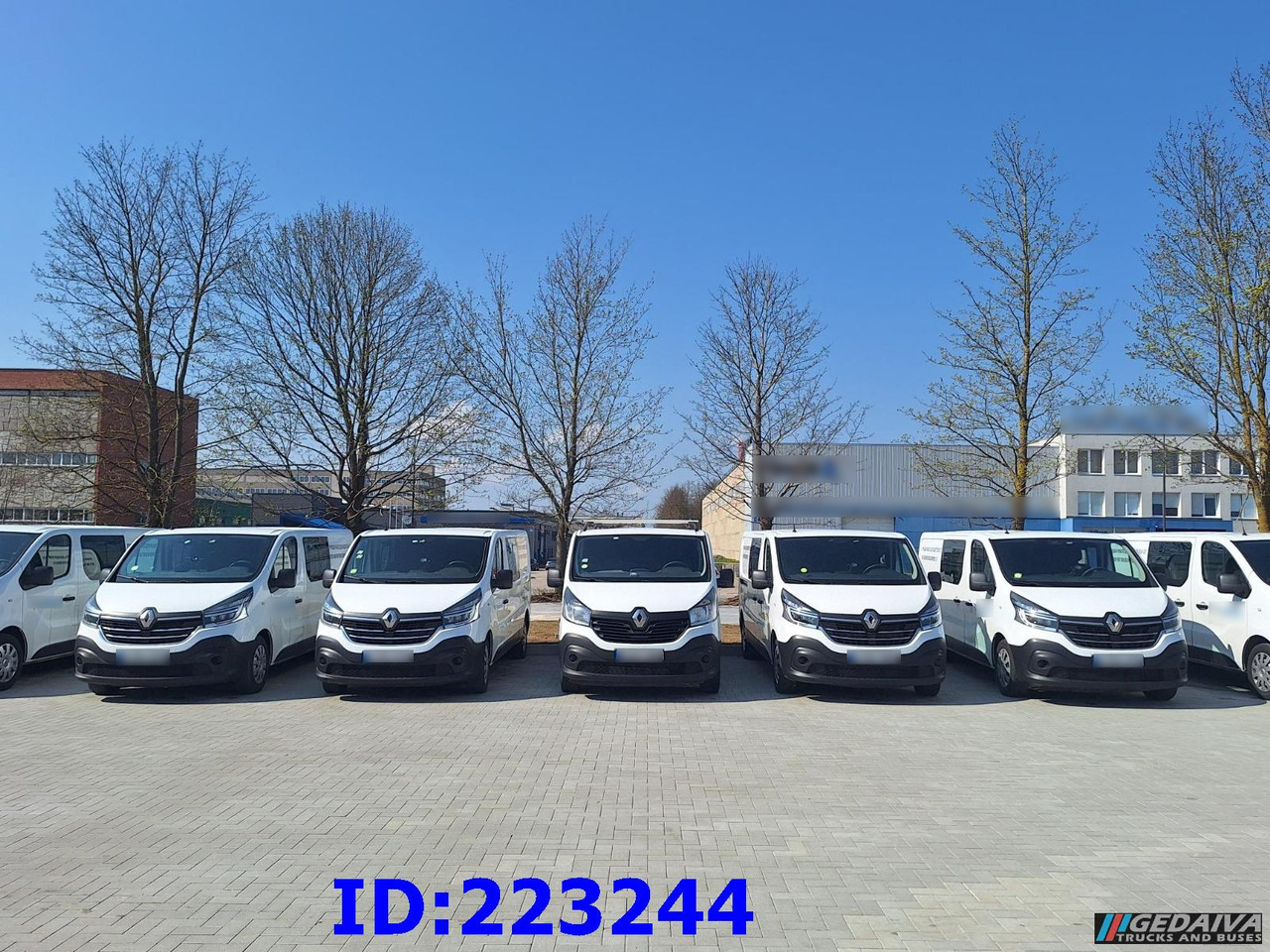 RENAULT Trafic (6pcs. available) - Combi van: picture 2 RENAULT Trafic (6pcs. available) - Combi van: picture 2