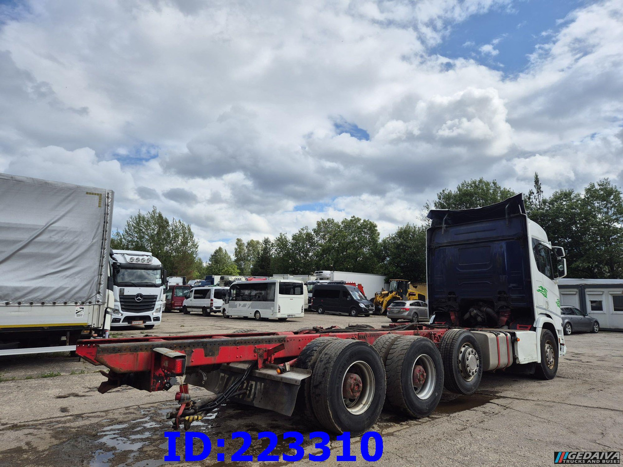 SCANIA R650 V8 8x4 BIG AXLES - Cab chassis truck: picture 5 SCANIA R650 V8 8x4 BIG AXLES - Cab chassis truck: picture 5