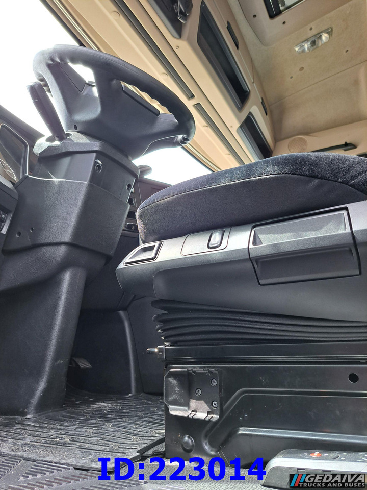 Tractor unit MERCEDES-BENZ Actros 1845 - Mega - Euro6: picture 8