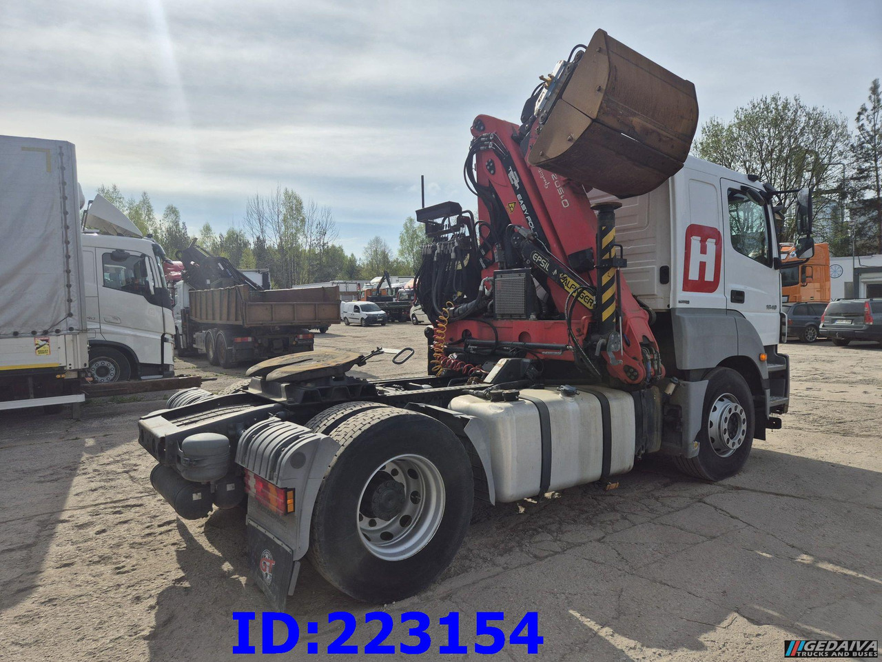 MERCEDES-BENZ Axor 1840 + Crane Epsilon Palfinger PZR601GA - Tractor unit: picture 4 MERCEDES-BENZ Axor 1840 + Crane Epsilon Palfinger PZR601GA - Tractor unit: picture 4